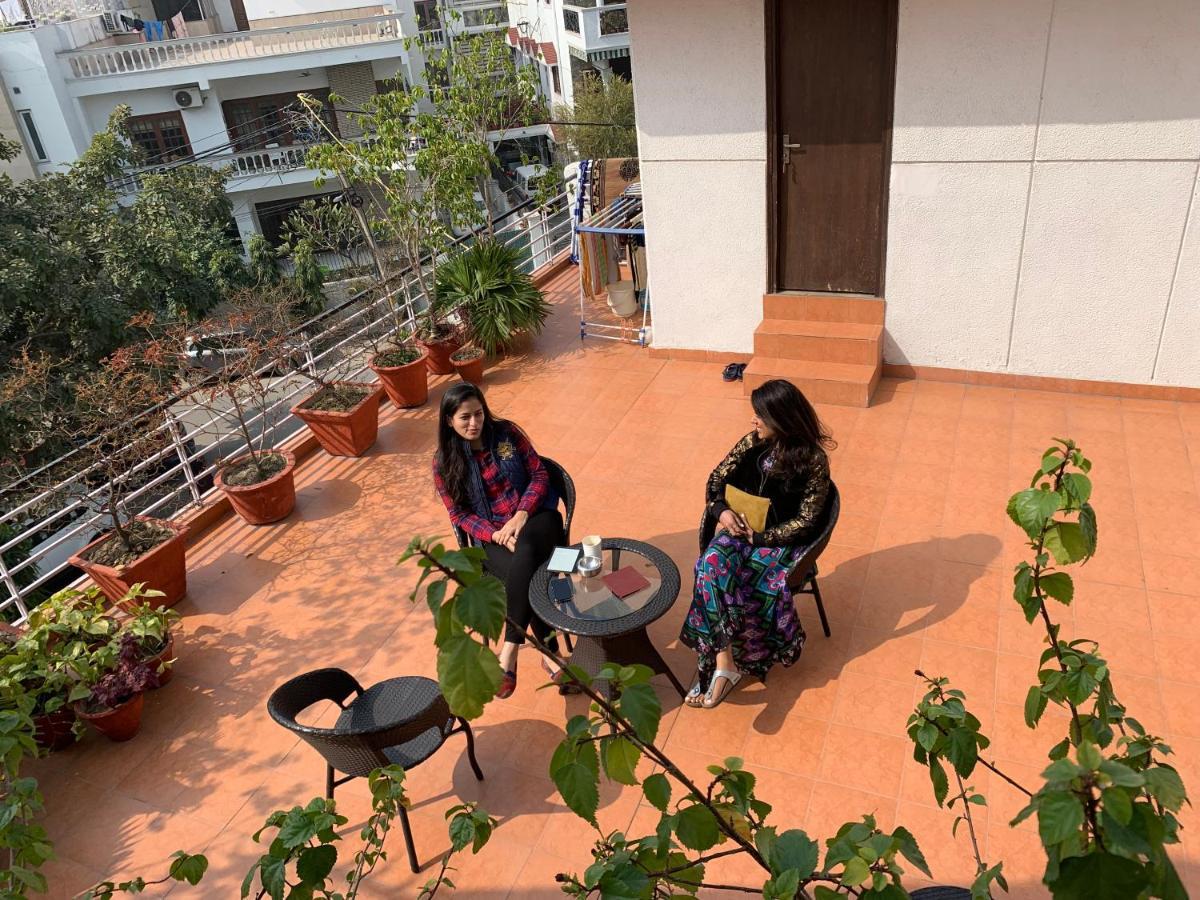 The Neem Bed & Breakfast New Delhi Bagian luar foto